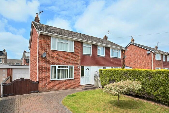 3 Bedroom Semi-Detached House To Rent In Highfield Road, Ripon, HG4