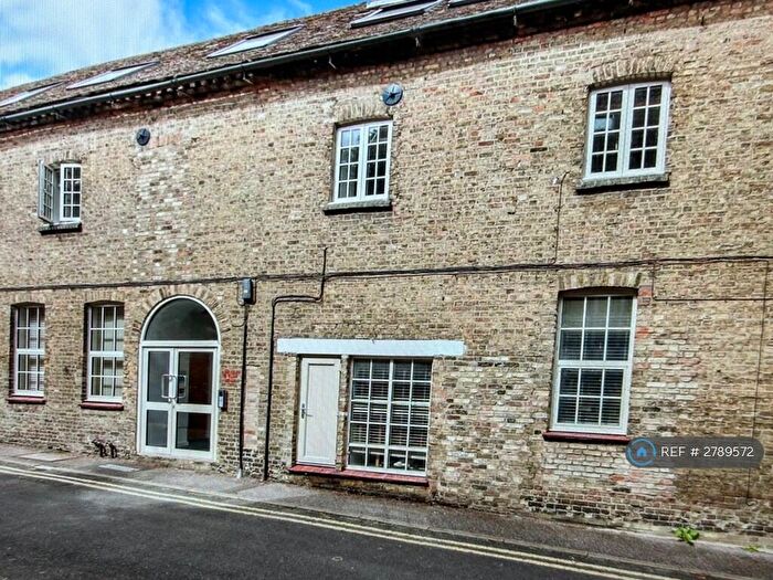 2 Bedroom Flat To Rent In Orchard House, Huntingdon, PE29