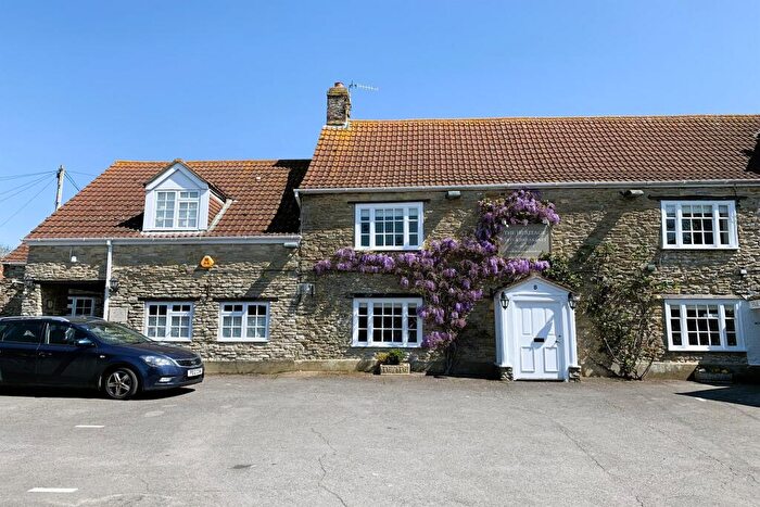 9 Bedroom Semi-Detached House For Sale In Chickerell, DT3