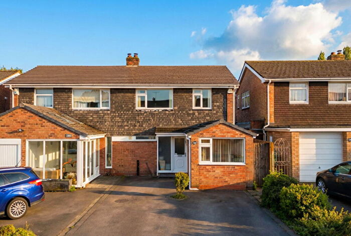 4 Bedroom Semi Detached House For Sale In Langley Hall Road, Solihull, B92