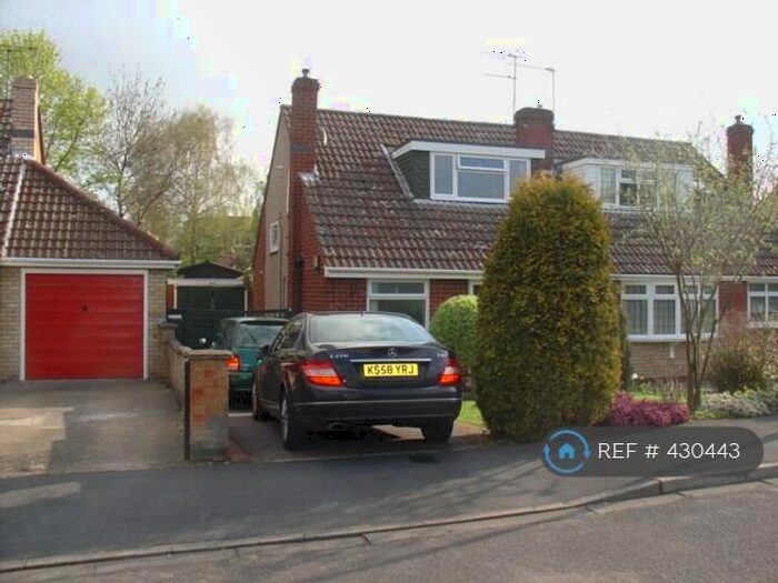 3 Bedroom Semi-Detached House To Rent In Sheridan Close, Rugby, CV22
