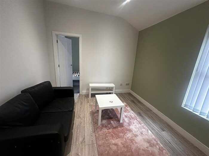 1 Bedroom Flat To Rent In Walsgrave Road, Ballhill, Coventry, CV2