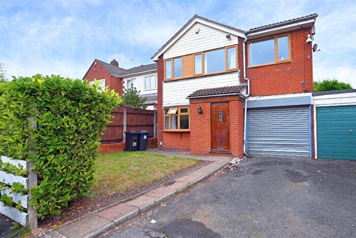 4 Bedroom Detached House For Sale In Redhall Road, Quinton, Birmingham, B32