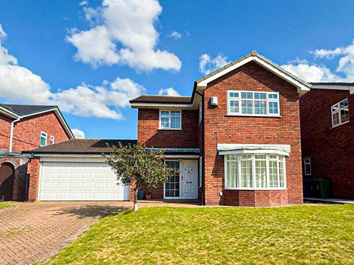 4 Bedroom Detached House For Sale In Stanlowe View, Grassendale, Liverpool, L19