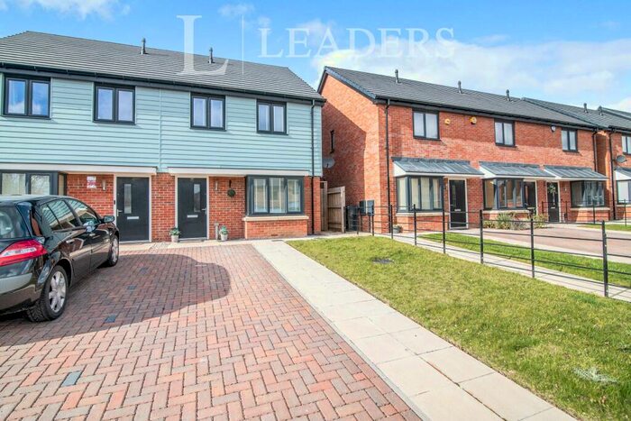 3 Bedroom Semi-Detached House To Rent In Bicentennial Road, Kings Norton, B38