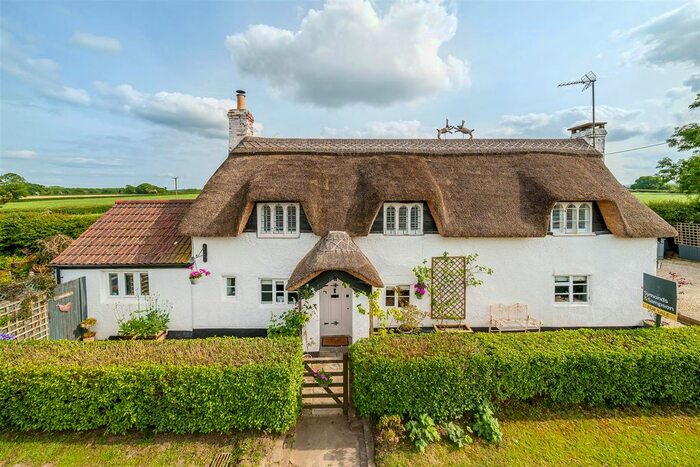 3 Bedroom Detached House For Sale In Cad Road, Ilton, Ilminster, TA19