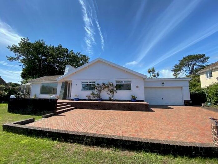 4 Bedroom Detached Bungalow To Rent In Mary Twill Lane, Langland, SA3