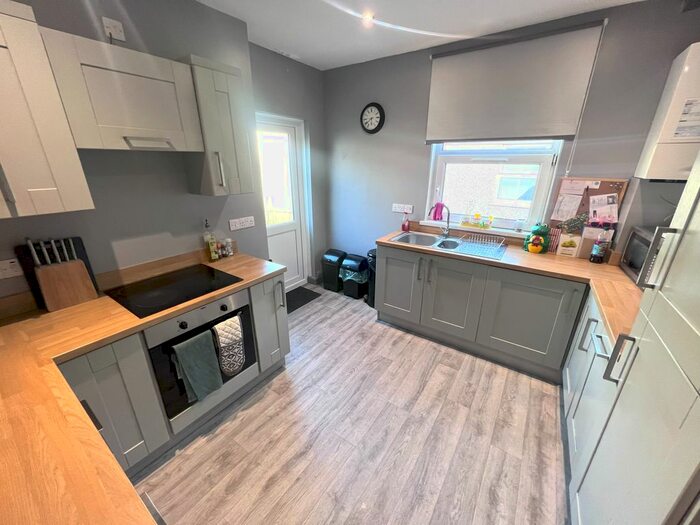 1 Bedroom Flat To Rent In Montpelier Terrace, Swansea, SA1