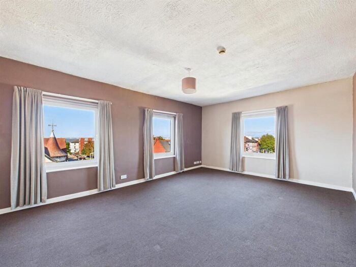 2 Bedroom Flat To Rent In Rowson Street New Brighton, CH45