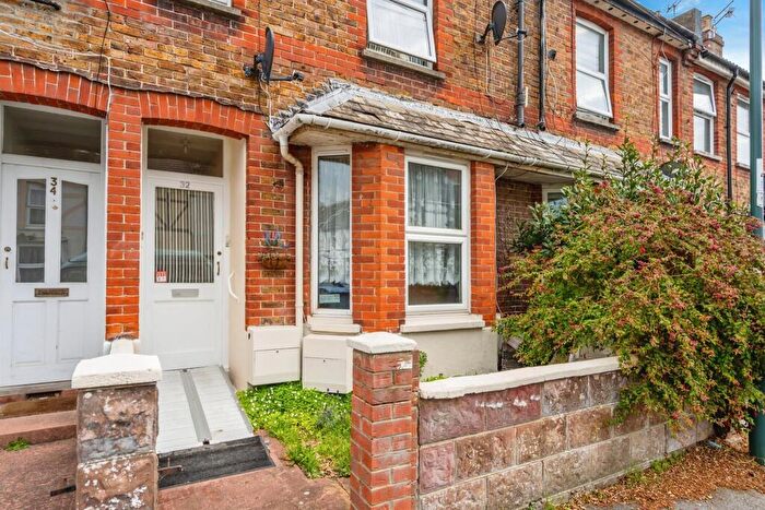 1 Bedroom Flat For Sale In Essex Road, Bognor Regis, PO21