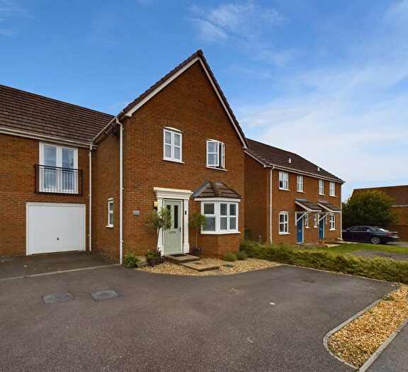 4 Bedroom Semi-Detached House For Sale In Grimshoe Road, Downham Market, PE38