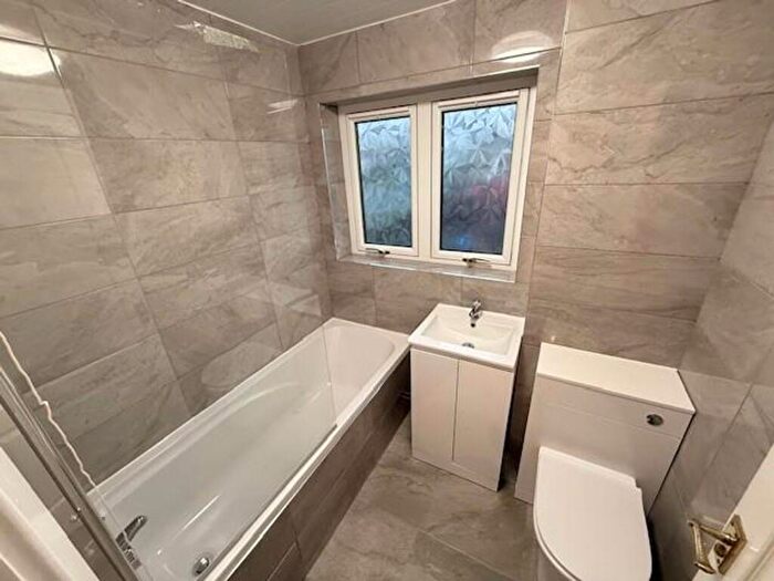 2 Bedroom Terraced House To Rent In St. Fillans Road, Kirkcaldy, KY2