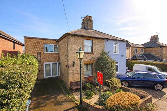 3 Bedroom Semi-Detached House For Sale In Portland Place, Hertford Heath, SG13