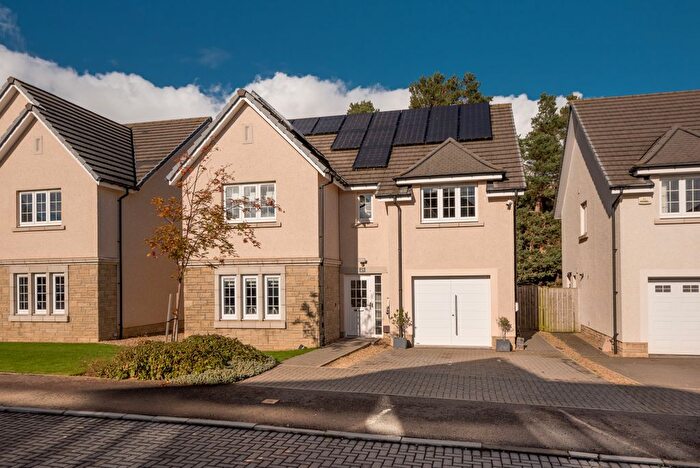 5 Bedroom Detached House For Sale In Kilburn Wood Drive, Roslin, EH25