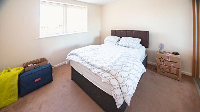 1 Bedroom Flat To Rent In The Shoreway, St Marys Island, Chatham, ME4