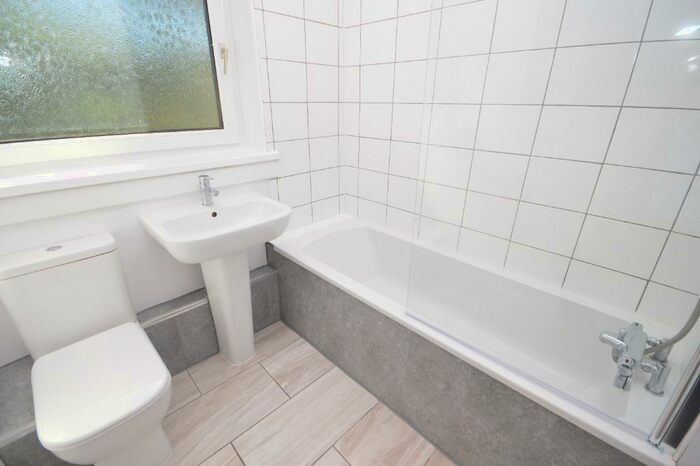 1 Bedroom Flat To Rent In Bell Green West, East Kilbride, South Lanarkshire, G75