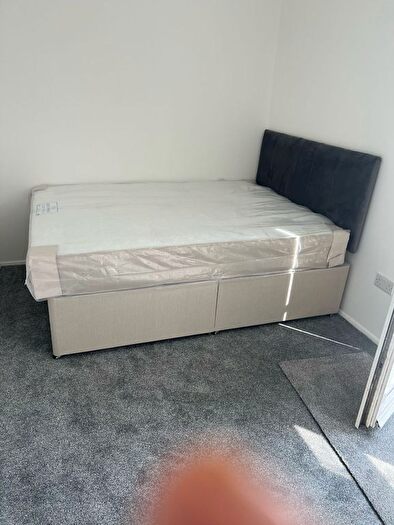 Studio To Rent In Kingsley Road, Hounslow, Greater London, TW3