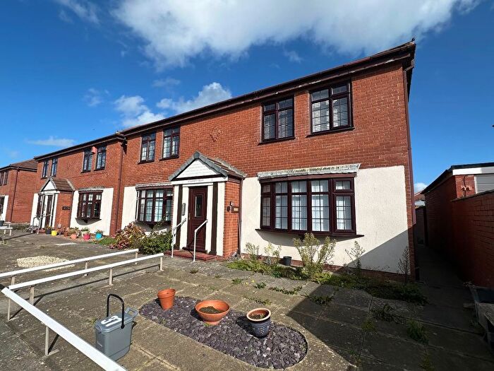 1 Bedroom Flat To Rent In Carmont Court, South Shore, FY4