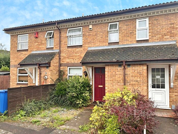 2 Bedroom Terraced House For Sale In Wakehurst Close, Norwich, NR4