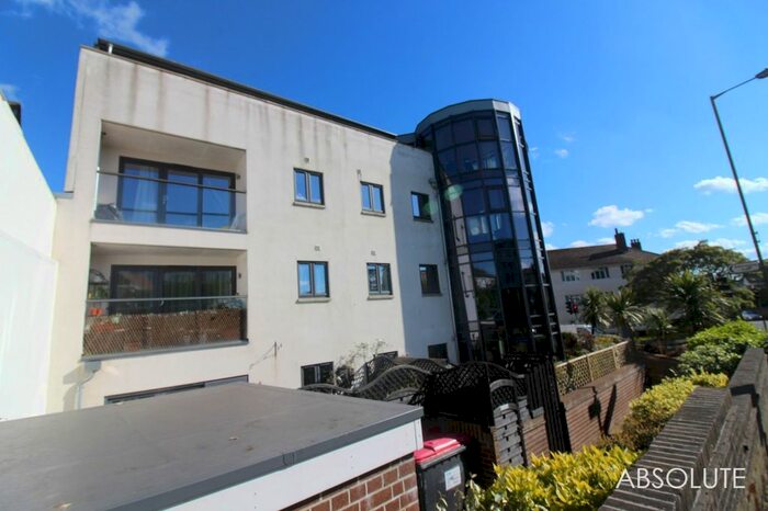 2 Bedroom Flat To Rent In Warbro Road, Mulberry House, TQ1