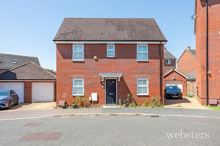 3 Bedroom Detached House For Sale In Allan Bedford Crescent, Costessey, NR8