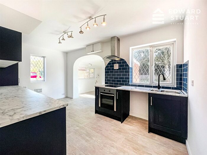 2 Bedroom Bungalow For Sale In Peterborough Road, Crowland, Peterborough, Lincolnshire, PE6
