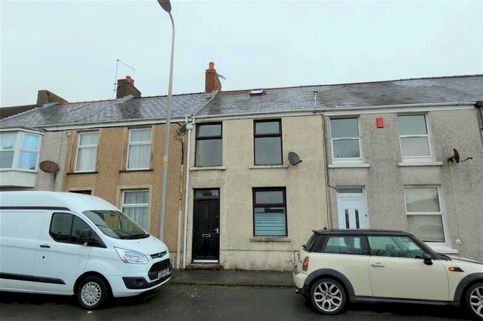 2 Bedroom Terraced House To Rent In Robert Street, Milford Haven, SA73