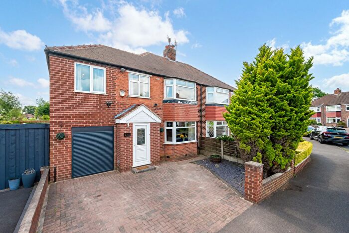 4 Bedroom Semi-detached House For Sale In Davies Avenue, Heald Green, SK8