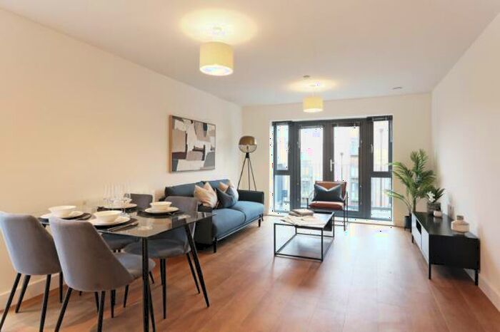 1 Bedroom Apartment To Rent In The Cavalry, Wokingham, RG2