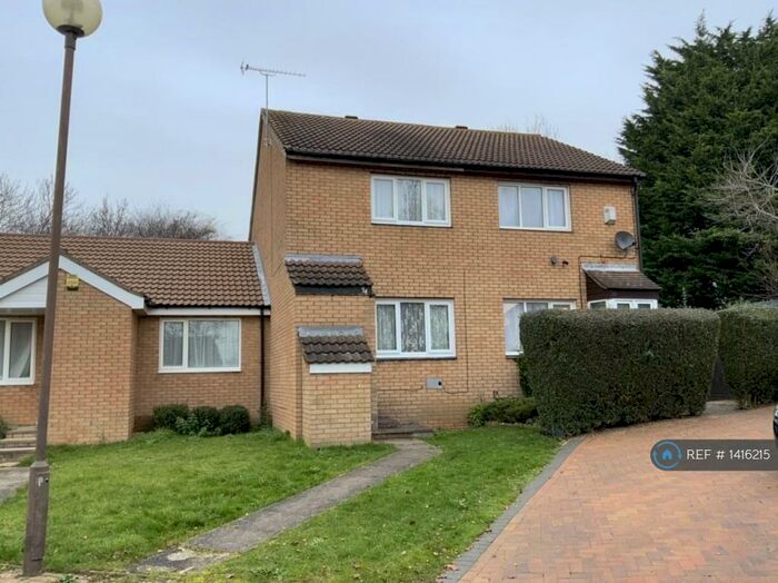 2 Bedroom Terraced House To Rent In Forest Rise, Milton Keynes, MK6