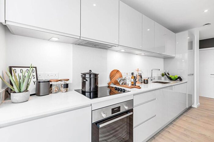 2 Bedroom Flat For Sale In Meridian Water, Enfield, London, N18