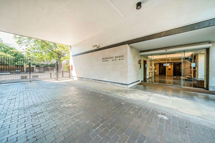 3 Bedroom Flat To Rent In Bayswater Road, London, W2