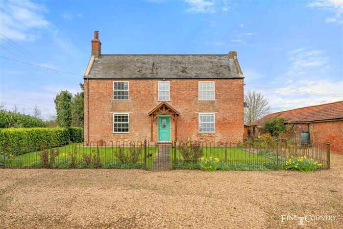 3 Bedroom Detached House For Sale In Sutton St. Edmund, PE12