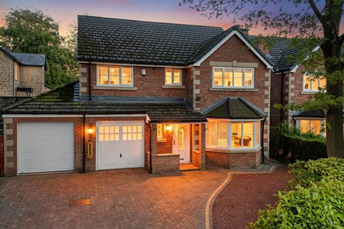 4 Bedroom Detached House For Sale In Rosewood, Hollingworth, Hyde, SK14