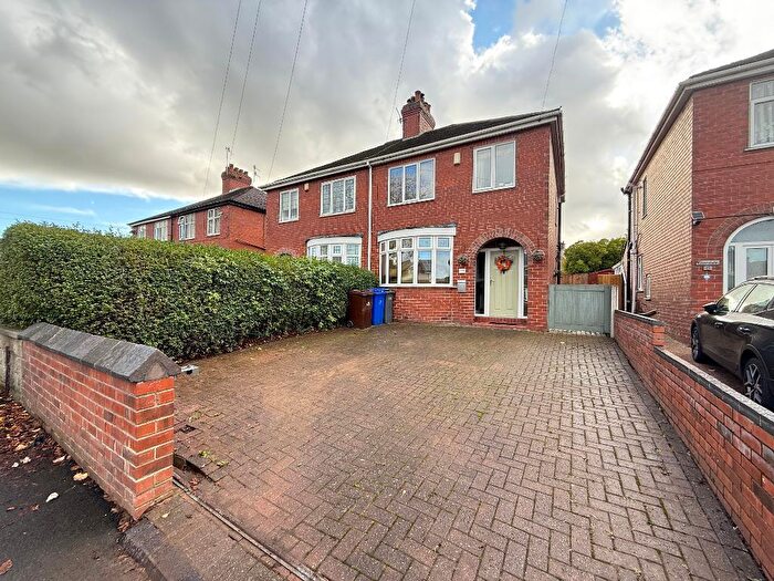 3 Bedroom Semi Detached House For Sale In Corneville Road, Bucknall, Stoke On Trent, ST2