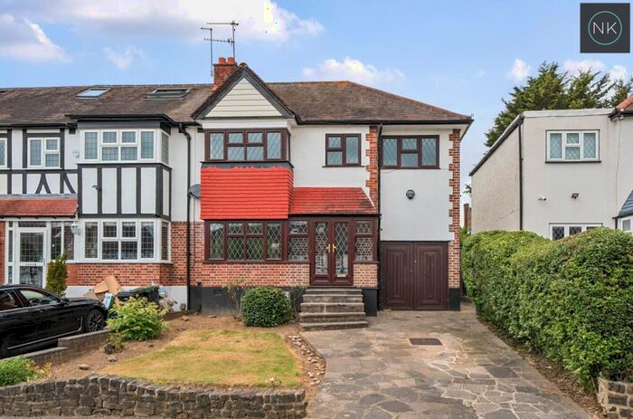 3 Bedroom End Of Terrace House To Rent In Rous Road, Buckhurst Hill, Essex, IG9