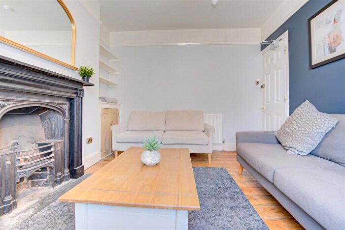 5 Bedroom House To Rent In Chandos Street, Leamington Spa, CV32