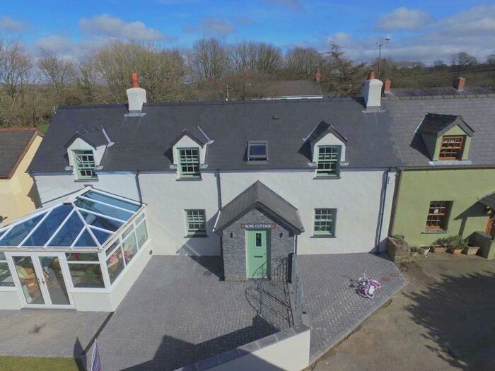 3 Bedroom Semi-Detached House For Sale In Wallis, Haverfordwest, SA62