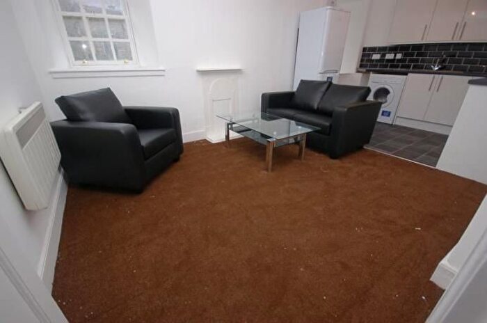 1 Bedroom Flat To Rent In Candlemaker Row, Edinburgh, EH1