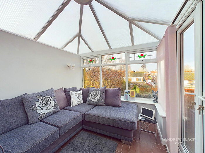 3 Bedroom Semi-Detached House For Sale In Valmont Avenue, Off Big Barn Lane, Mansfield, Nottinghamshire, NG18