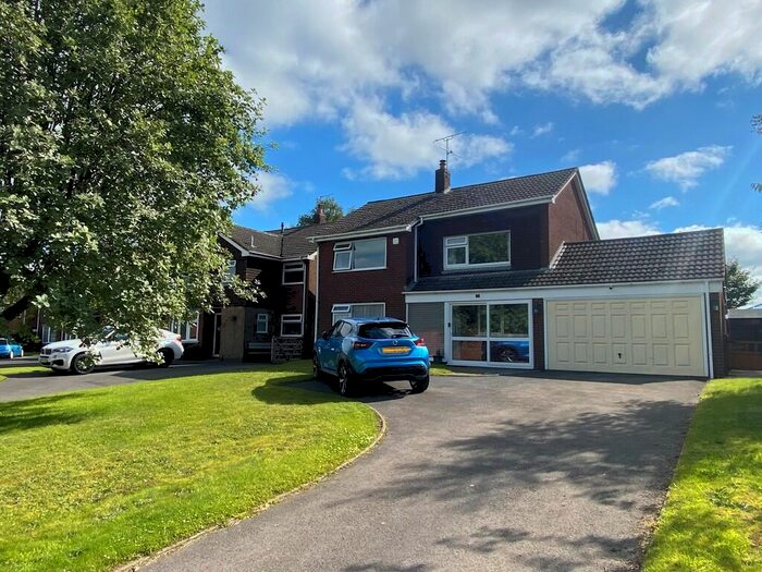 4 Bedroom Detached House For Sale In Leigh Lane, Bramshall, ST14
