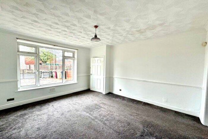 3 Bedroom Property To Rent In Brock Avenue, Bolton, BL2
