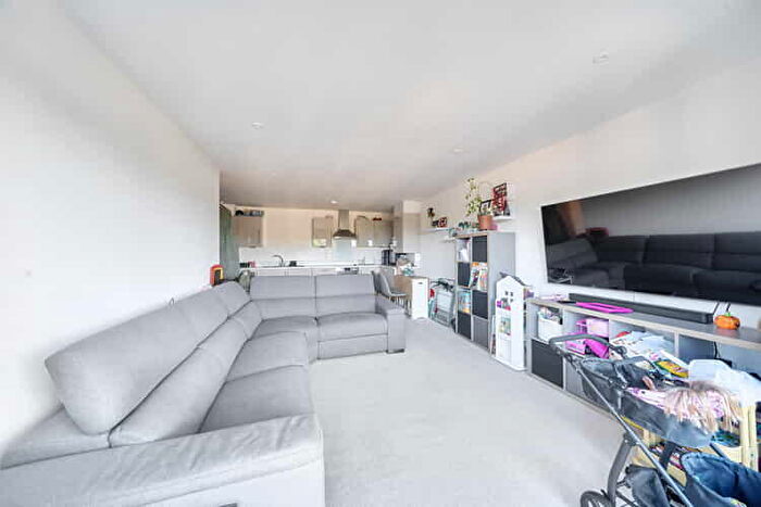 2 Bedroom Flat For Sale In Chilton House, Stevenage, Hertfordshire, SG1