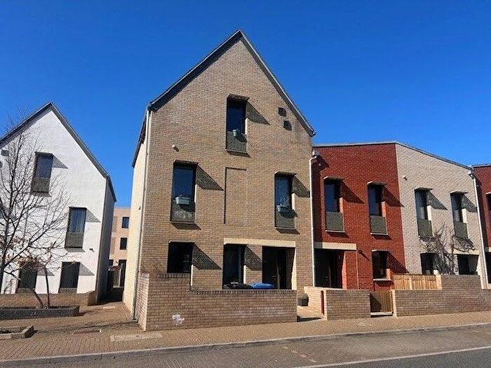 4 Bedroom Terraced House For Sale In Ladysmock Way, Norwich, NR5