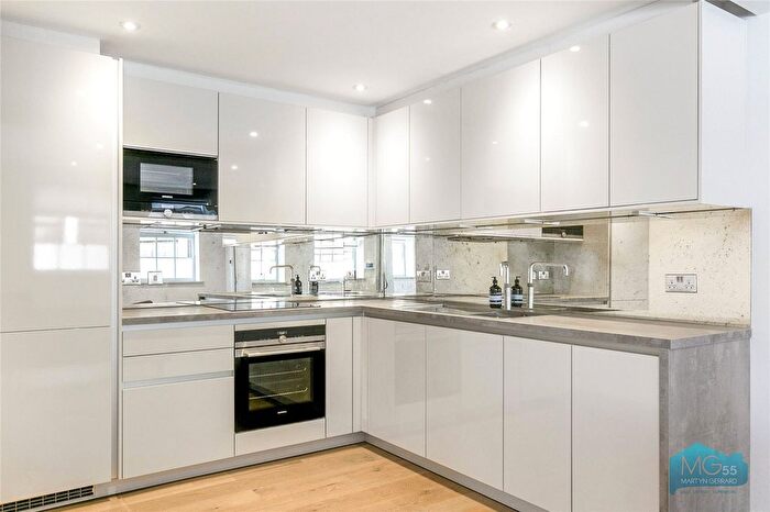 2 Bedroom Flat To Rent In Tara Mews, Crouch End, London, N8