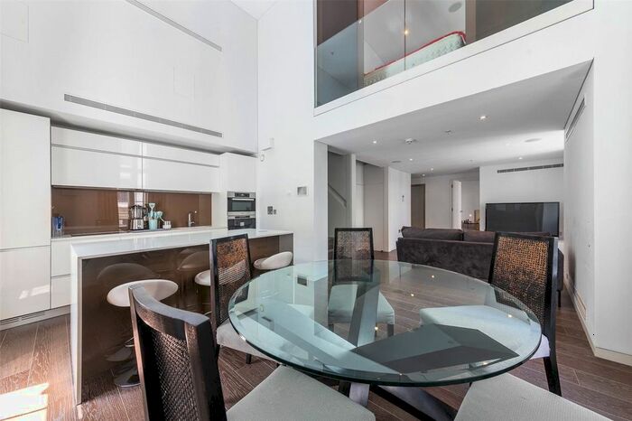 3 Bedroom Flat To Rent In Marconi House, Strand, London, WC2R