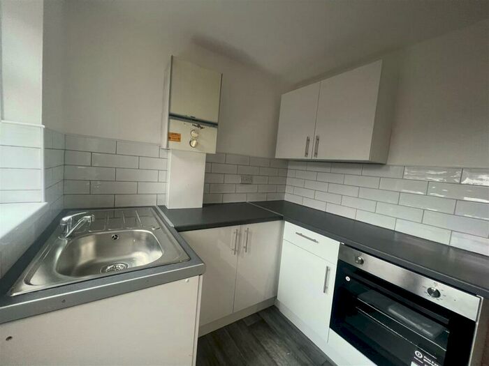 1 Bedroom Flat To Rent In Berkshire St, HU8