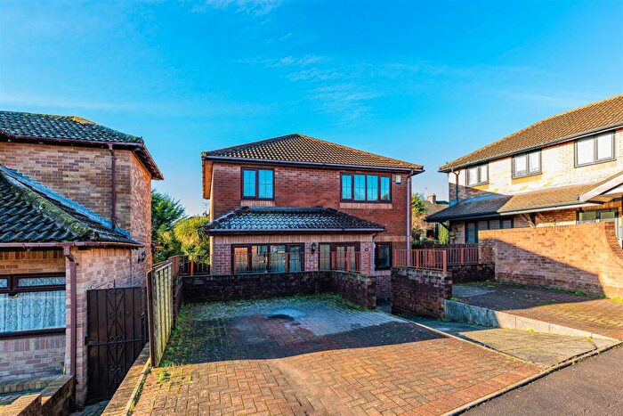 4 Bedroom Detached House To Rent In Hampton Court Road, Penylan, CF23