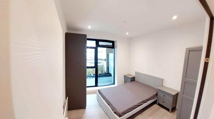 2 Bedroom Flat To Rent In , Tempus House, Milton Keynes, Buckinghamshire, MK9