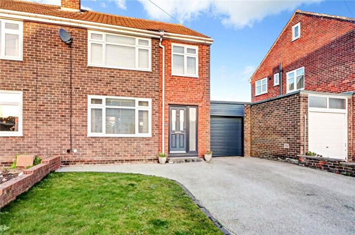 3 Bedroom Semi Detached House For Sale In St. Georges Estate, Washington, Tyne And Wear, NE38